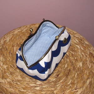 Neszesszer, sminkes tárca 18 cm-es íves fém kerettel -  - Meska.hu