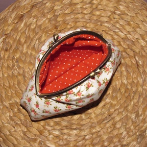 Neszesszer, sminkes tárca, gyógyszeres tárca 12 cm-es kerettel.  - táska & tok - neszesszer - Meska.hu