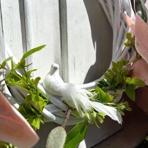  Fehér magnóliás ajtódísz galambbal � tavaszi kopogtató - otthon & életmód - dekoráció - ajtó- és ablak dekoráció - ajtódísz & kopogtató - Meska.hu