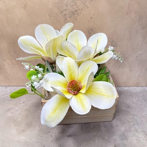 ? Anyák napi magnóliás virágbox � kézzel készült dekoráció, , Mindenmás, MESKA