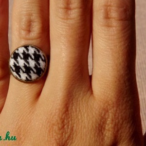 Feketén-fehéren - gyűrű -  - Meska.hu