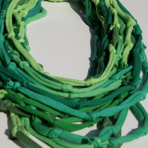 Zöldek játéka - pólónyaklánc -  - Meska.hu