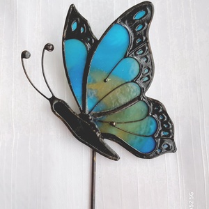 Pillangó üvegdísz Tiffany technikával virágok közé tehető (kék-arany), Otthon & Lakás, Dekoráció, Fali és függő dekoráció, Függődísz, Üvegművészet, MESKA