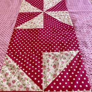 Patchwork takaró párnával - Meska.hu