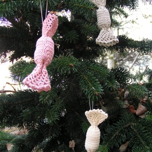 Horgolt szaloncukor csont színben -  - Meska.hu