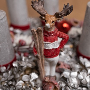 Síelős szarvas hortenziás adventi - Meska.hu