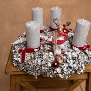Síelős szarvas hortenziás adventi - karácsony - adventi díszek - adventi koszorú - Meska.hu