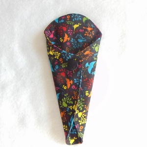 Mosható tanga tisztasági betét / fekete- színes madár mintás   - szépségápolás - intim higiénia - tisztasági betét - Meska.hu