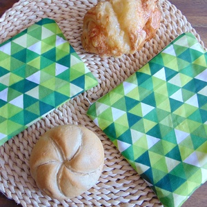 Szendvics/ snack tasak szett (2 db/ cs) -  zöld háromszög mintás/ szendvics csomagoló, nowaste,  - Meska.hu