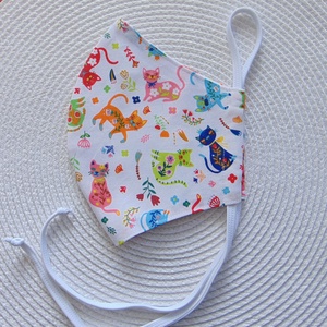 Színes cica mintás szájmaszk (16 cm), textil szájmaszk, többször használható szájmaszk - női - női - Meska.hu