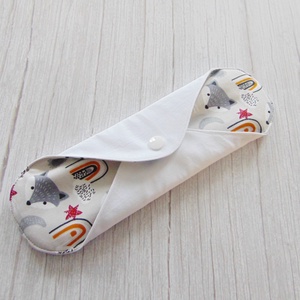 24 cm-es mosható betét / világosszürke rókafej mintás  - szépségápolás - intim higiénia - intimbetét - Meska.hu