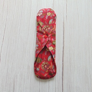 31 cm-es mosható betét / piros- keleti varázs mintás - szépségápolás - intim higiénia - intimbetét - Meska.hu