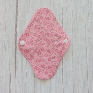 Tisztasági betét :  rózsaszín virág mintás / mosható textil betét, Szépségápolás, Intim higiénia, Tisztasági betét, Varrás, MESKA