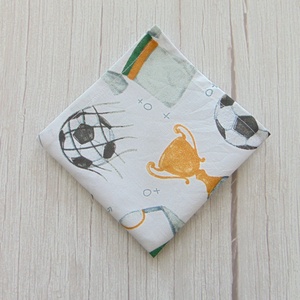 Textil szalvéta:  foci és kupa mintás, Táska & Tok, Uzsonna- & Ebéd tartó, Szendvics csomagoló, Varrás, MESKA
