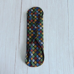 31 cm-es mosható női betét- maxi /  béke jel mintás / mosható textil betét, környezetbarát termék - szépségápolás - intim higiénia - intimbetét - Meska.hu