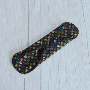 31 cm-es mosható női betét- maxi /  béke jel mintás / mosható textil betét, környezetbarát termék - szépségápolás - intim higiénia - intimbetét - Meska.hu