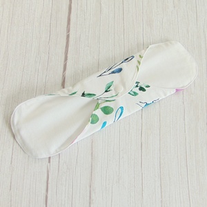 31 cm-es mosható betét / réti virág mintás - szépségápolás - intim higiénia - intimbetét - Meska.hu