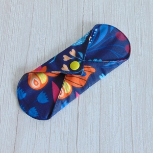 17 cm-es Mini betét / lepkék és virágok - szépségápolás - intim higiénia - intimbetét - Meska.hu