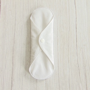 24 cm-es mosható betét / fehér / intimbetét, textil betét - szépségápolás - intim higiénia - intimbetét - Meska.hu