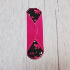23 cm-es mosható betét / Pink frottír - pink cica mintás - szépségápolás - intim higiénia - intimbetét - Meska.hu