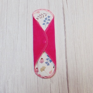 23 cm-es mosható betét / Pink frottír - rózsaszín és kék levelek - szépségápolás - intim higiénia - intimbetét - Meska.hu