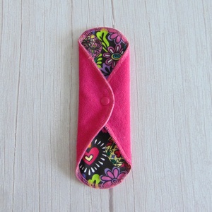 23 cm-es mosható betét / Pink frottír - cukorkoponya mintás - szépségápolás - intim higiénia - intimbetét - Meska.hu