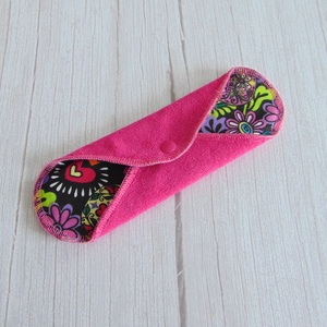 23 cm-es mosható betét / Pink frottír - cukorkoponya mintás - szépségápolás - intim higiénia - intimbetét - Meska.hu
