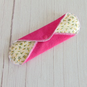 LARA mosható betét 23 cm / Pink frottír : apró sárga rózsák - szépségápolás - intim higiénia - intimbetét - Meska.hu