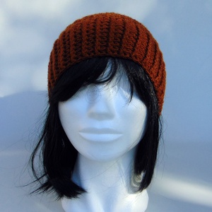 Barna slouchy fazonú női sapka /  horgolt sapka  - ruha & divat - sál, sapka, kendő - sapka - Meska.hu