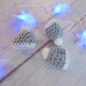 Karácsonyfadísz - horgolt sapka 3db/cs / szürke, Karácsony, Karácsonyi lakásdekoráció, Karácsonyfadíszek, Horgolás, MESKA