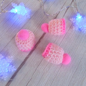 Karácsonyfadísz - horgolt sapka 3db/cs / rózsaszín, Karácsony, Karácsonyi lakásdekoráció, Karácsonyfadíszek, Horgolás, MESKA