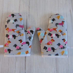 Edényfogó kesztyű / tacskó mintás - otthon & életmód - konyhafelszerelés, tálalás - konyhai textil - edényfogó & edényfedő - Meska.hu