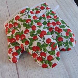 Edényfogó kesztyű / cseresznye mintás - otthon & életmód - konyhafelszerelés, tálalás - konyhai textil - edényfogó & edényfedő - Meska.hu