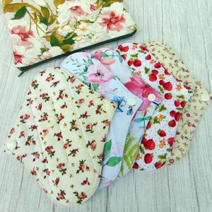 (5 db betét + 1 db tasak) 19,5 cm-es mosható intimbetét csomag / vegyes virág mintákkal  - Meska.hu