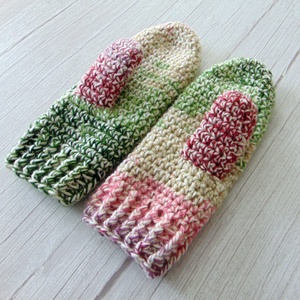 Zöld - bordó / horgolt egyujjas kesztyű. S-M méretű. / Színátmenetes, vastag, meleg és puha egyujjas kesztyű - ruha & divat - sál, sapka, kendő - kesztyű - Meska.hu