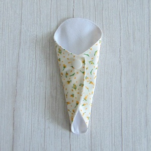 Mosható tanga tisztasági betét / sárga apró virágok, Szépségápolás, Intim higiénia, Tisztasági betét, Varrás, MESKA