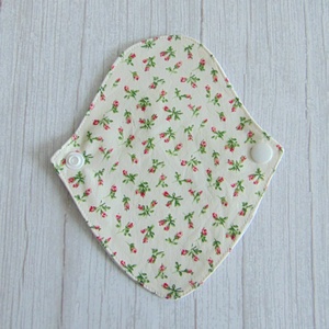 Mosható tanga tisztasági betét / apró rózsaszín rózsák - szépségápolás - intim higiénia - tisztasági betét - Meska.hu