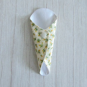 Mosható tanga tisztasági betét / apró sárga rózsák, Szépségápolás, Intim higiénia, Tisztasági betét, Varrás, MESKA