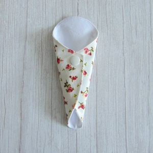 Mosható tanga tisztasági betét / apró rózsák, Szépségápolás, Intim higiénia, Tisztasági betét, Varrás, MESKA