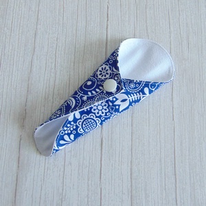 Mosható tanga tisztasági betét / kék - fehér népmesés - szépségápolás - intim higiénia - tisztasági betét - Meska.hu