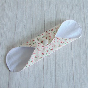 Lara tisztasági betét 19,5 cm / rózsaszín apró virágok / mosható textil betét, mosható tisztasági betét, mosibetét - szépségápolás - intim higiénia - tisztasági betét - Meska.hu