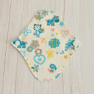 Sarah mosható tisztasági betét 17 cm / állatkák és virágok, Szépségápolás, Intim higiénia, Tisztasági betét, Varrás, MESKA