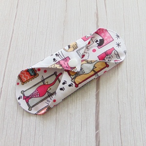 Sarah mosható tisztasági betét 17 cm / cicák keretben - rózsaszín - szépségápolás - intim higiénia - tisztasági betét - Meska.hu