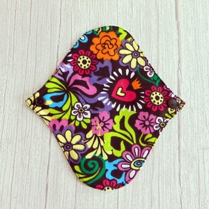 Sarah mosható tisztasági betét 17 cm / mexikói színes virágok, Szépségápolás, Intim higiénia, Tisztasági betét, Varrás, MESKA