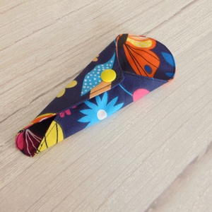 Mosható tanga tisztasági betét / színes lepkék és virágok - szépségápolás - intim higiénia - tisztasági betét - Meska.hu