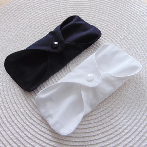 Dana MINI betét csomag (2 db/ cs) 16 cm / fekete - fehér / mosható betét, mosható intimbetét - szépségápolás - intim higiénia - tisztasági betét - Meska.hu