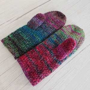 Kék - pink  horgolt egyujjas kesztyű (S-M) / Puha, meleg egyujjas kesztyű, horgolt kesztyű - ruha & divat - sál, sapka, kendő - kesztyű - Meska.hu