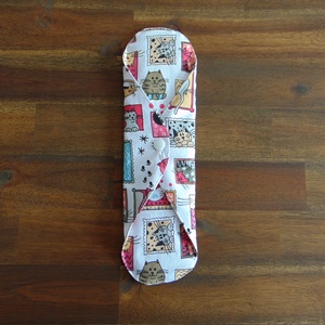 Lara mosható női betét 29 cm / cicák keretben - rózsaszín / intimbetét, mosható textil betét, környezetbarát termék - szépségápolás - intim higiénia - intimbetét - Meska.hu
