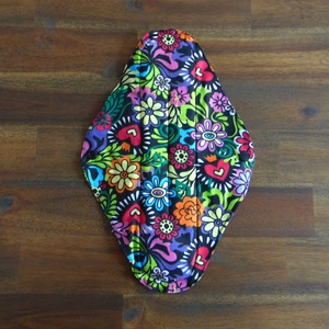 Lara mosható női betét 29 cm / mexikói színes virágok / intimbetét, mosható textil betét, környezetbarát termék, Szépségápolás, Intim higiénia, Intimbetét, Varrás, MESKA