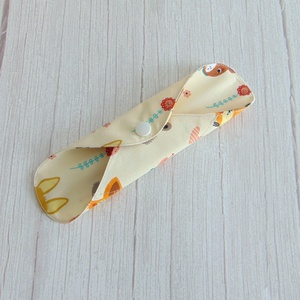 Lara mosható tisztasági betét 19,5 cm / állat fejecskék / vékony, kényelmes intimbetét,  környezetbarát termék - szépségápolás - intim higiénia - tisztasági betét - Meska.hu